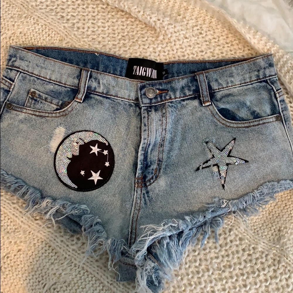 Taigwah shorts